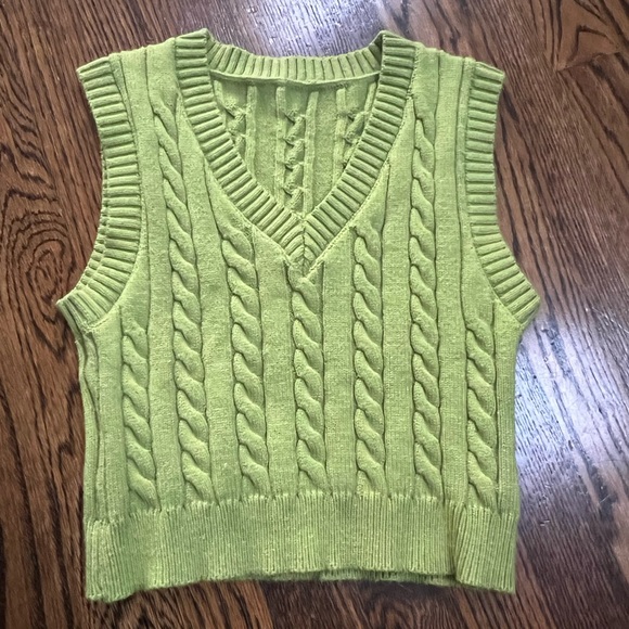 Sweater Vest size S - Picture 2 of 4